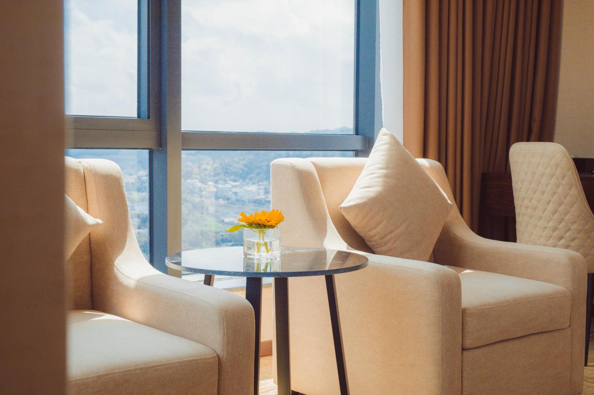 Muong Thanh Luxury كاو بانغ المظهر الخارجي الصورة